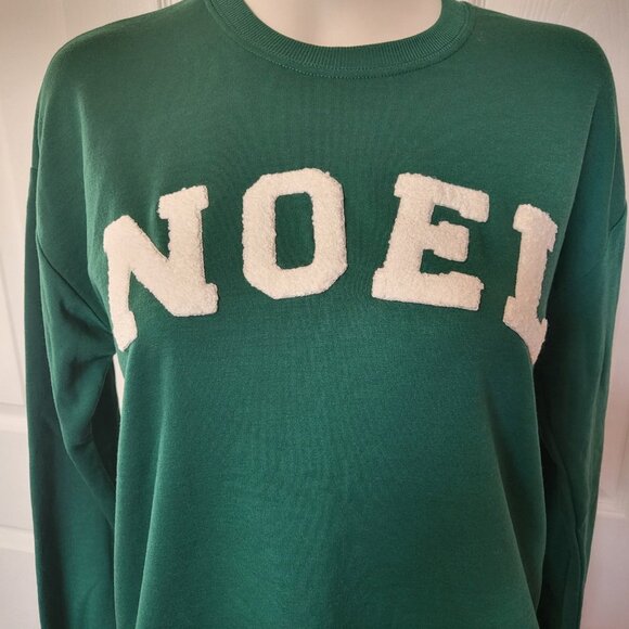 Philosophy Sweatshirt Green Noel Long Sleeve Size S/P Holiday NWT - Picture 2 of 5